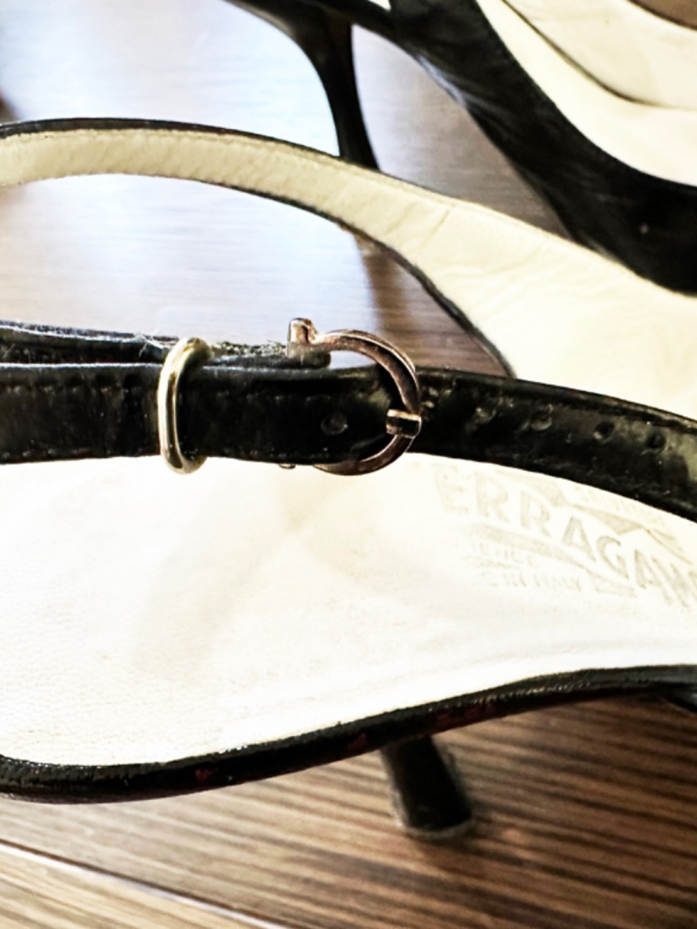 Salvatore Ferragamo Black Leather Slingback Heels – Size 9.5 - Picture 3 of 11